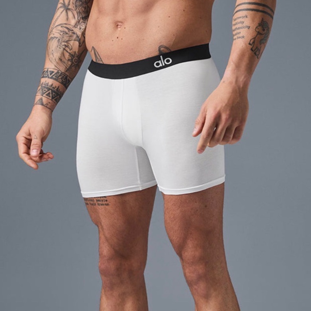 SOLD ALO Yoga Men’s “Day and Night” Boxer Brief (M) *BESTSELLER*